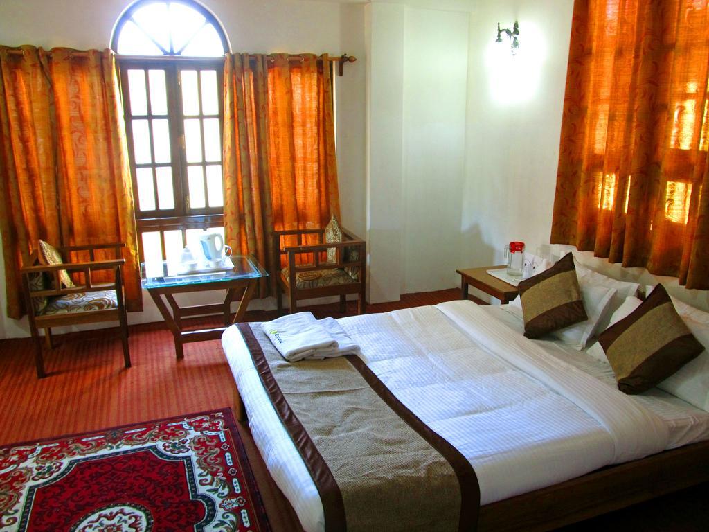 Hotel Alpine Crest Ґанґток Екстер'єр фото